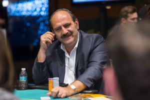 Vasillios Hrisafinis finisce il Day 1B del 2016 WPT Borgata Poker Open $3.500 Main Event come chip leader