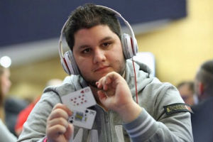 ‘HDinho10’ vince il €250 Night on Stars Super KO Edition di PokerStars