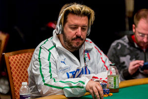 Max Pescatori si qualifica al Day 2 del WSOP $1.500 Limit 2-7 Lowball Triple Draw