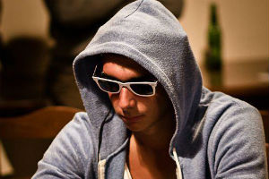 ‘v.moscarda’ vince il €100 Night on Stars di PokerStars