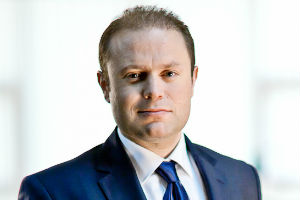 Joseph Muscat assicura che chi non abbia soddisfatto i requisiti non può entrare nel mercato del gioco d’azzardo maltese