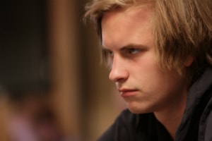 La stella del poker svedese Viktor ‘Isildur1’ Blom e i suoi successi negli ultimi anni