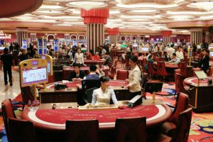 Controlli a Caso Condotti a Macao come Parte del Divieto di Ingresso ai Lavoratori dei Casinò