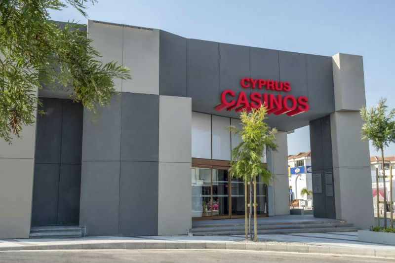Falso Allarme Bomba Fa Evacuare il Casinò di Aya Napa